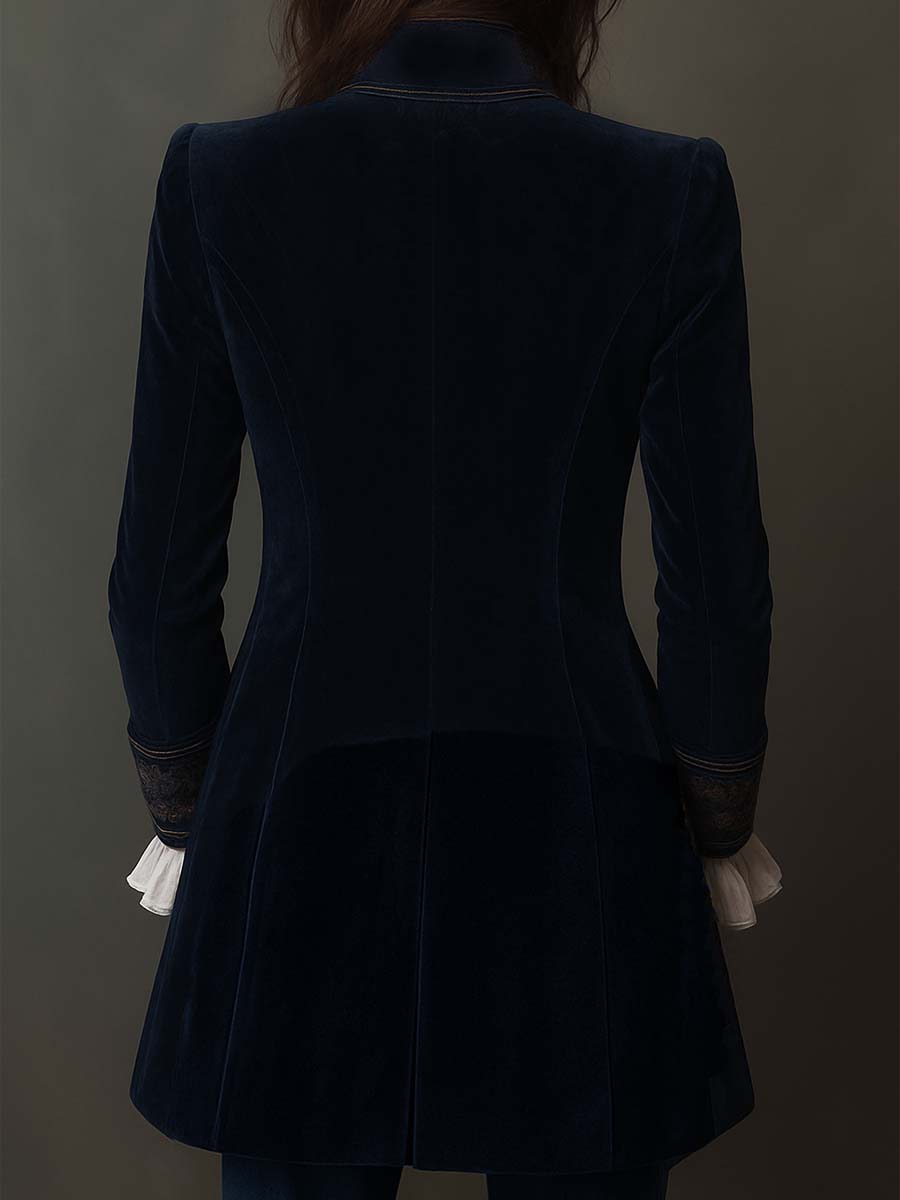 Clarisse – Veste Longue Brodée Esprit Vintage