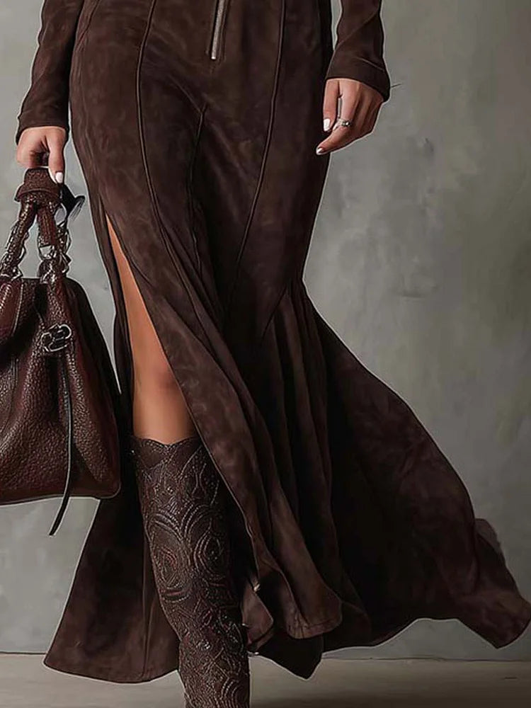 Claudia – Robe Longue Marron avec Ceinture