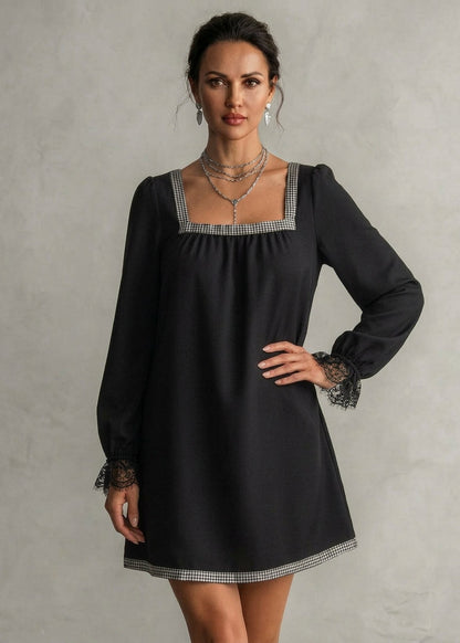 Nathalie – Robe Mini Col Carré Strass