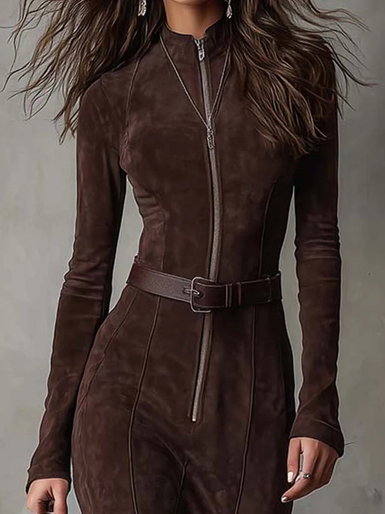 Claudia – Robe Longue Marron avec Ceinture
