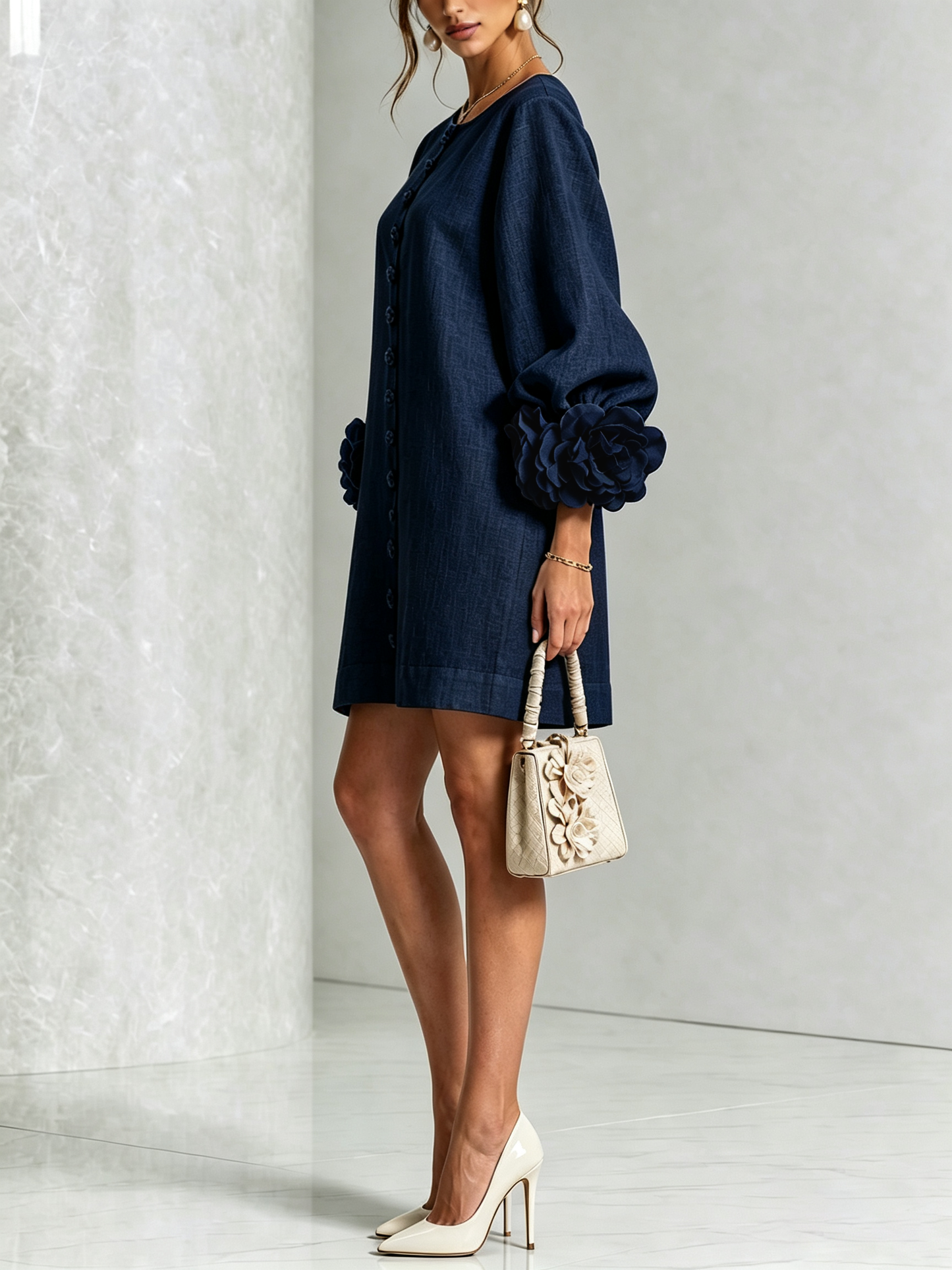 Lolita — Robe Courte à Boutons & Manchettes Fleuries