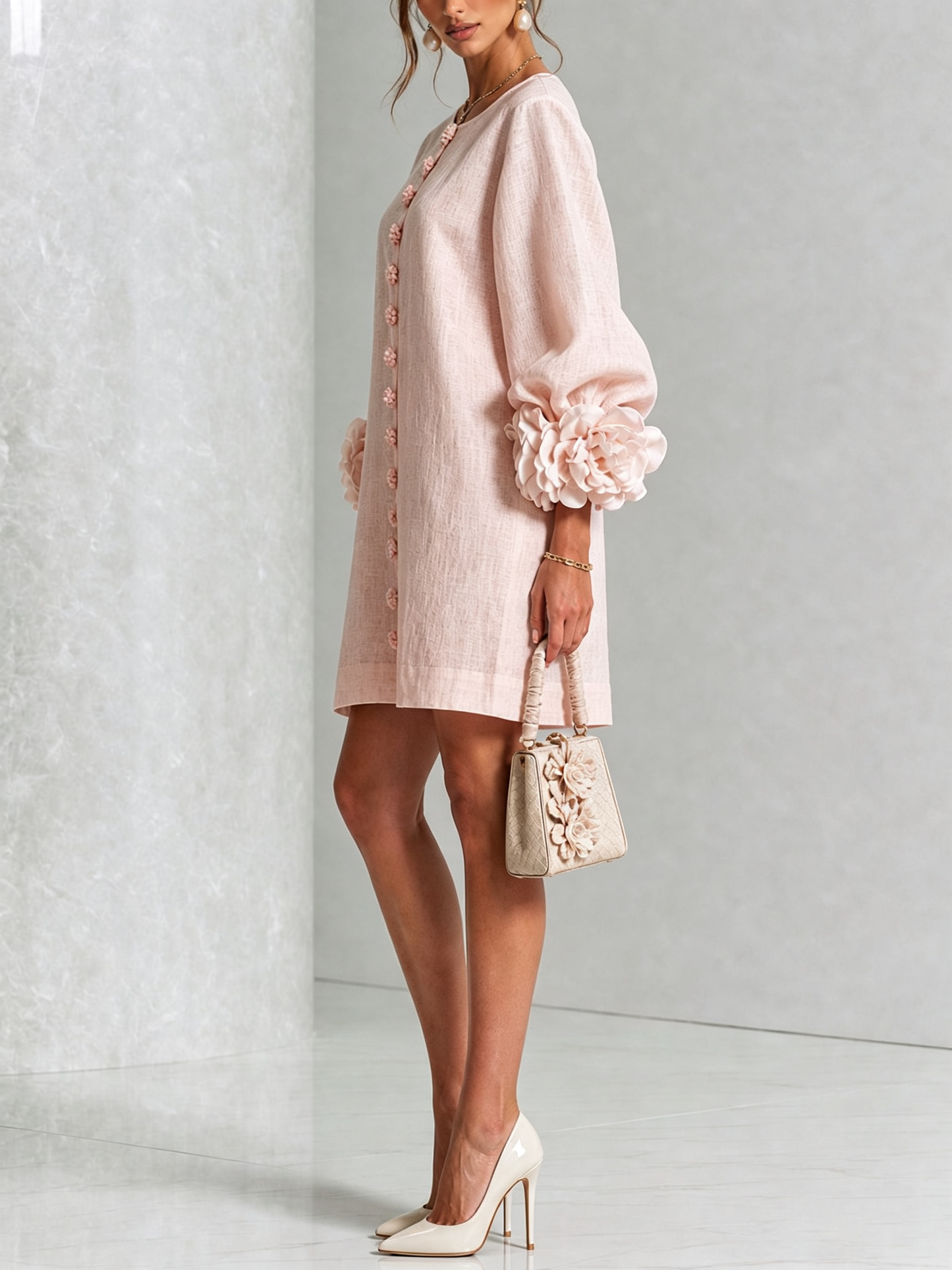 Lolita — Robe Courte à Boutons & Manchettes Fleuries