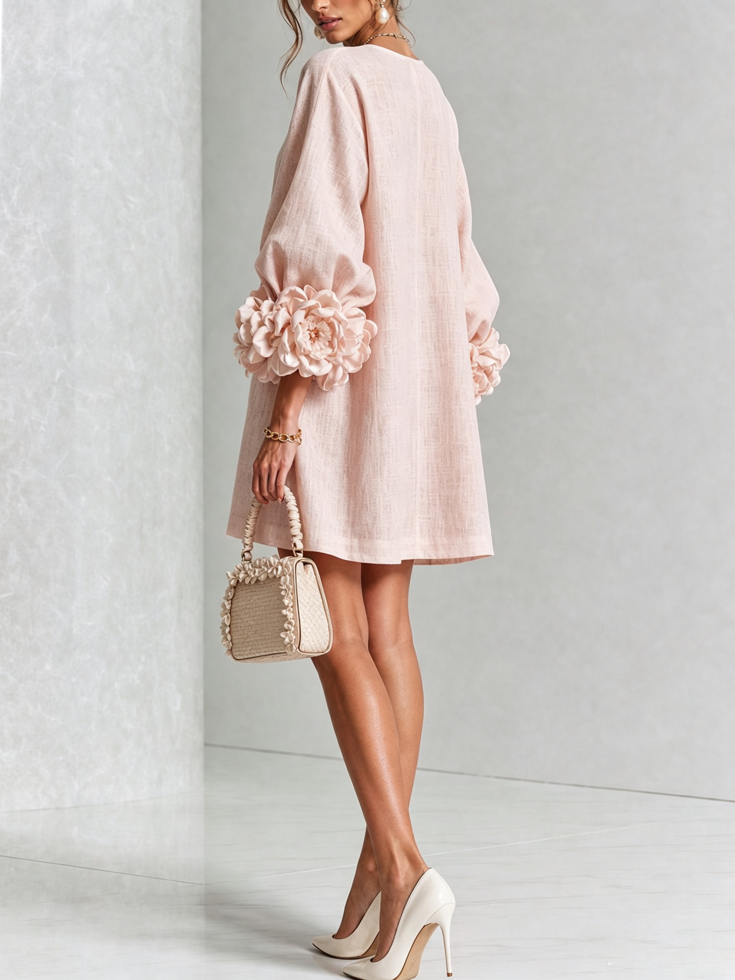 Lolita — Robe Courte à Boutons & Manchettes Fleuries
