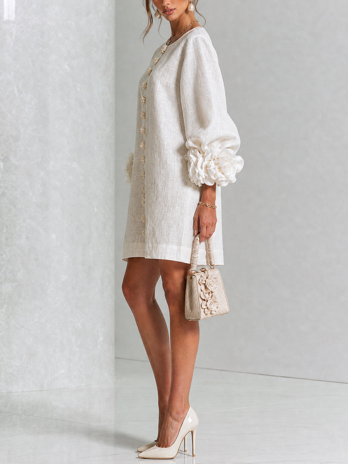 Lolita — Robe Courte à Boutons & Manchettes Fleuries