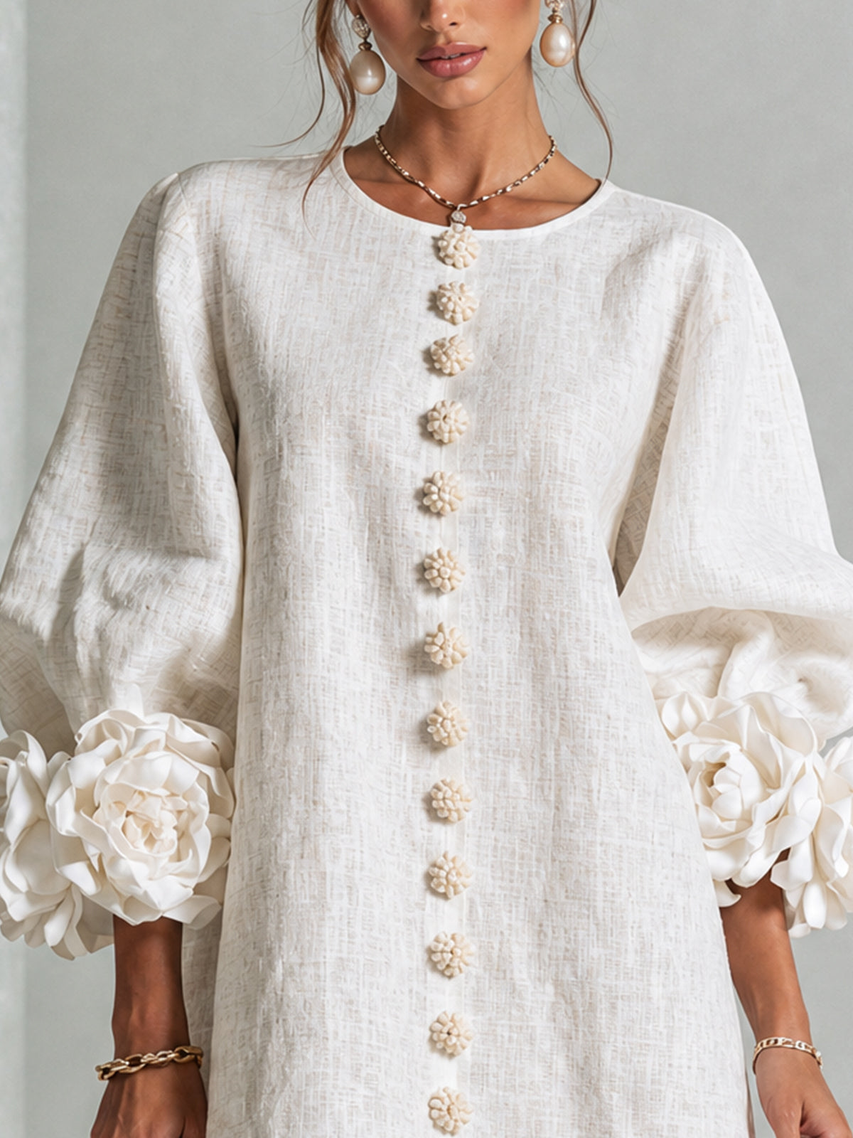 Lolita — Robe Courte à Boutons & Manchettes Fleuries