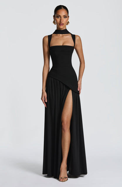Aura - Robe Longue Noire Dos Lacé & Fendue
